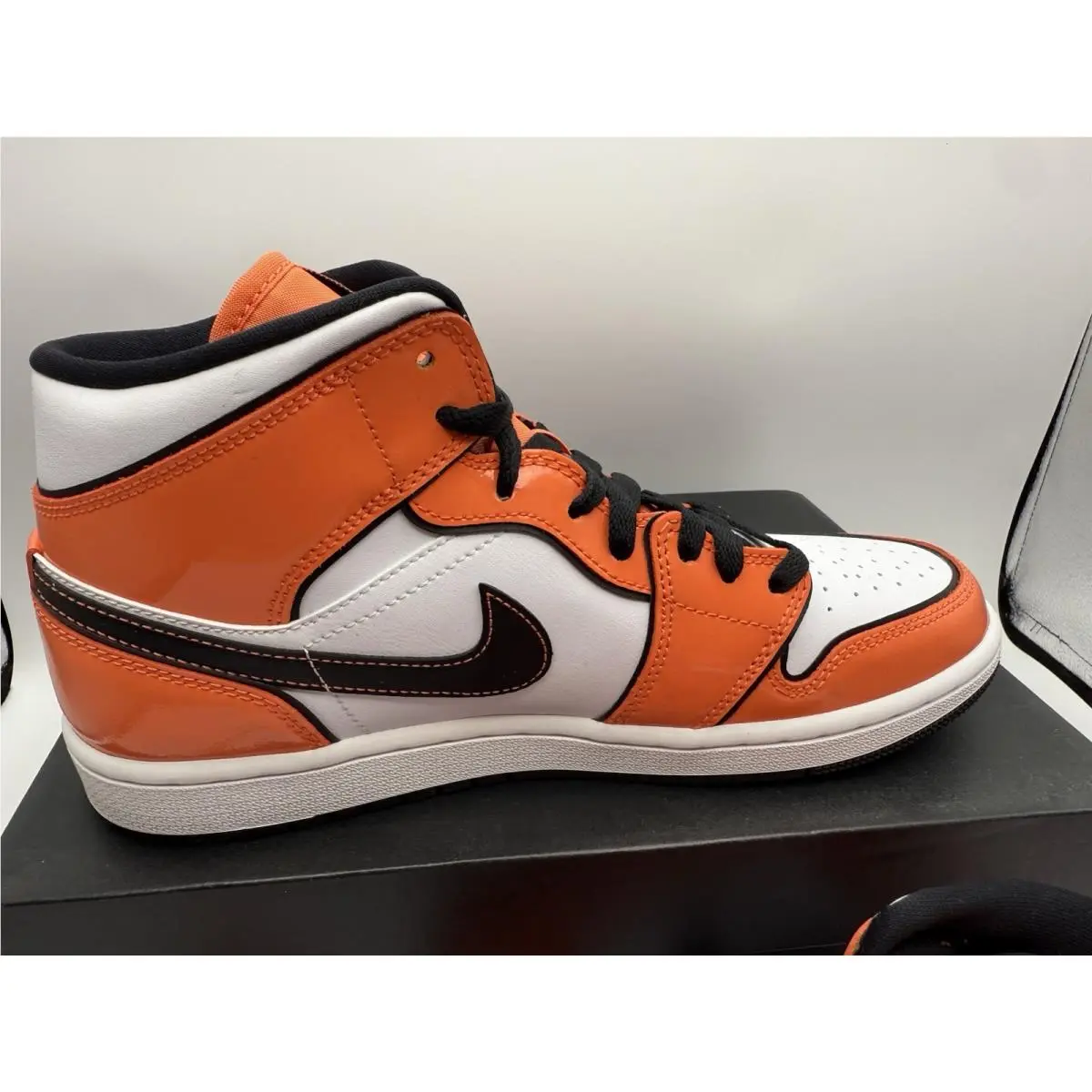 Nike shoes - Jordan Air 1 Mid GS - Orange (UPC: 0194501265423) 2