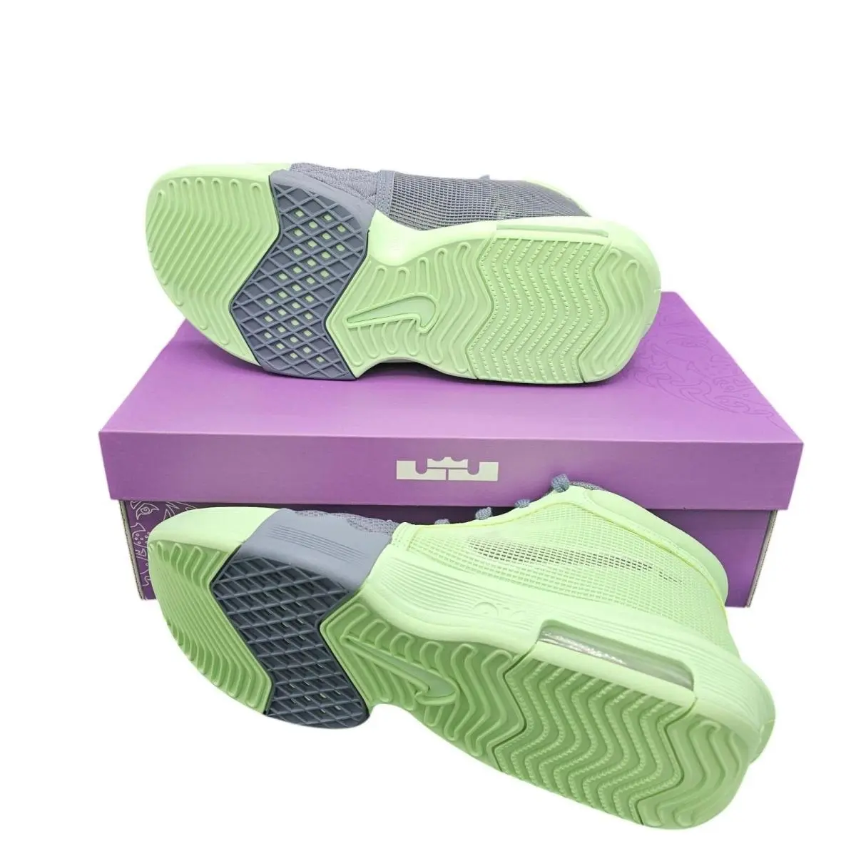 Nike shoes - Nike LeBron Witness 8 - LeBron Witness - FB2239-300 - Green (UPC: 0196975687862) 1