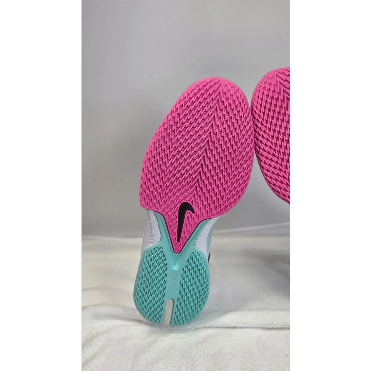 Nike shoes - Nike Air Zoom G.T Cut Academy EP - FB2599 010 - PHOTON DUST/WHITE-PINK BLAST 17