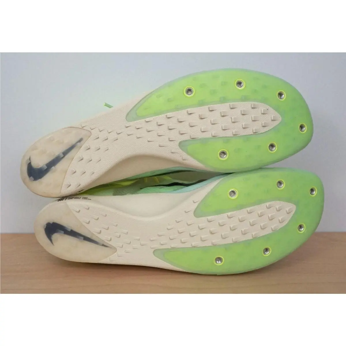 Nike shoes - Green 4
