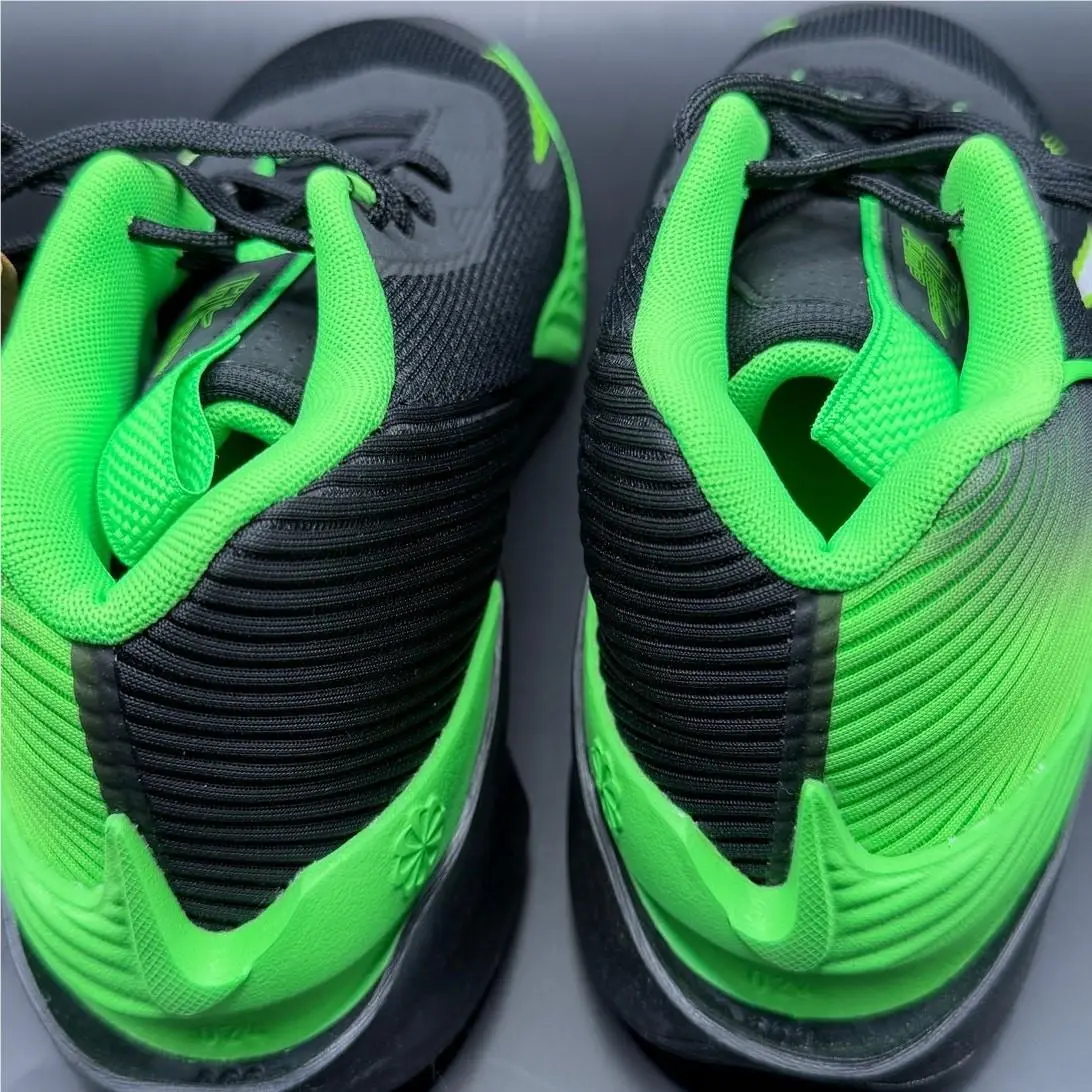 Nike shoes - Black 4