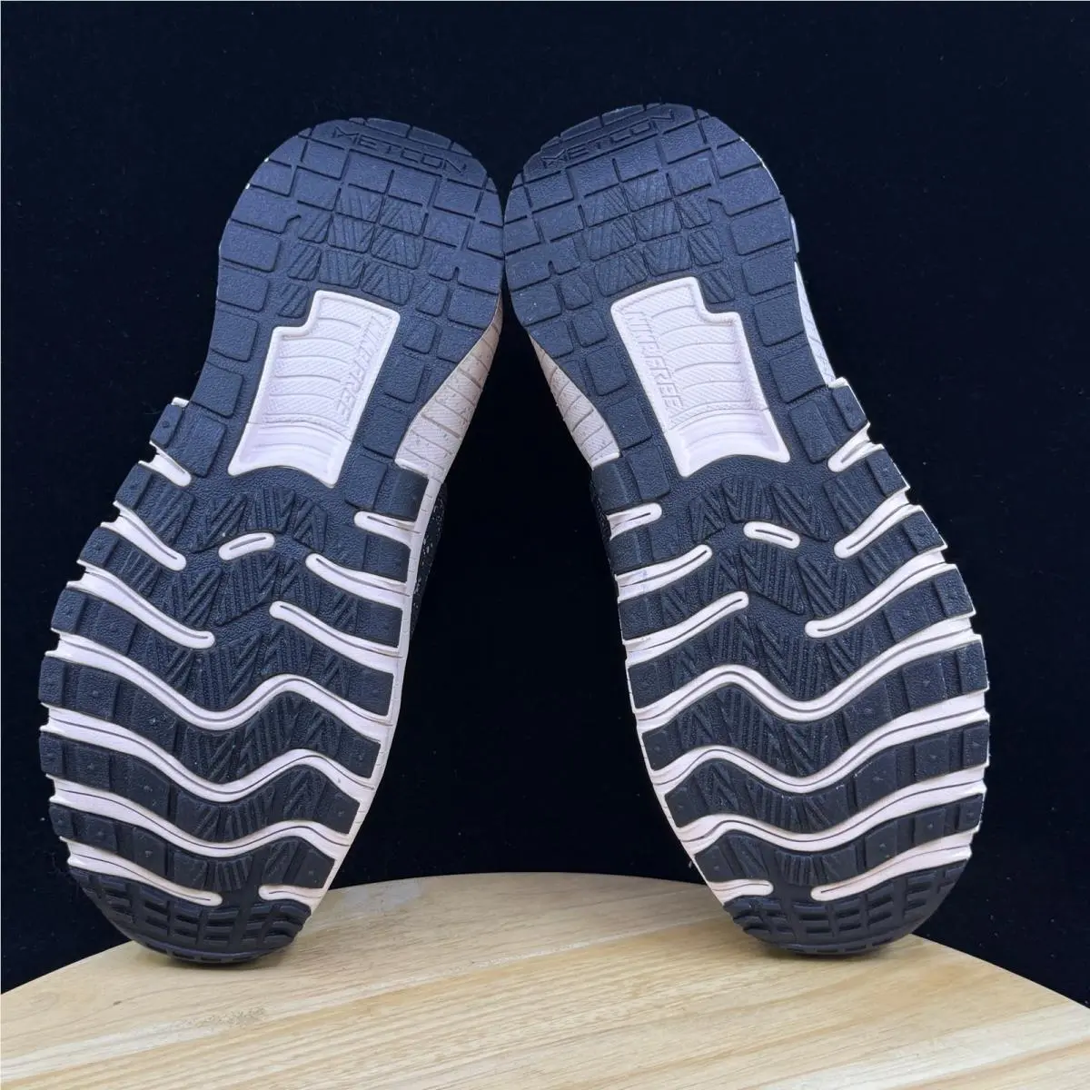 Nike shoes - Black 6