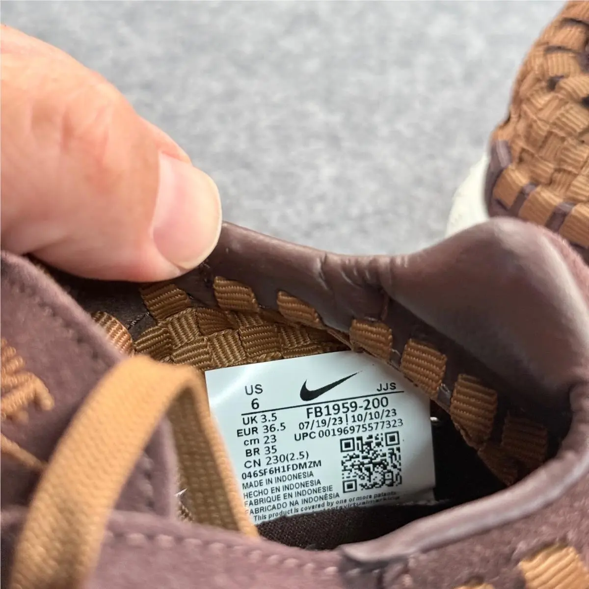 Nike shoes - Nike Air Footscape Woven Earth Light British Tan - Brown 4