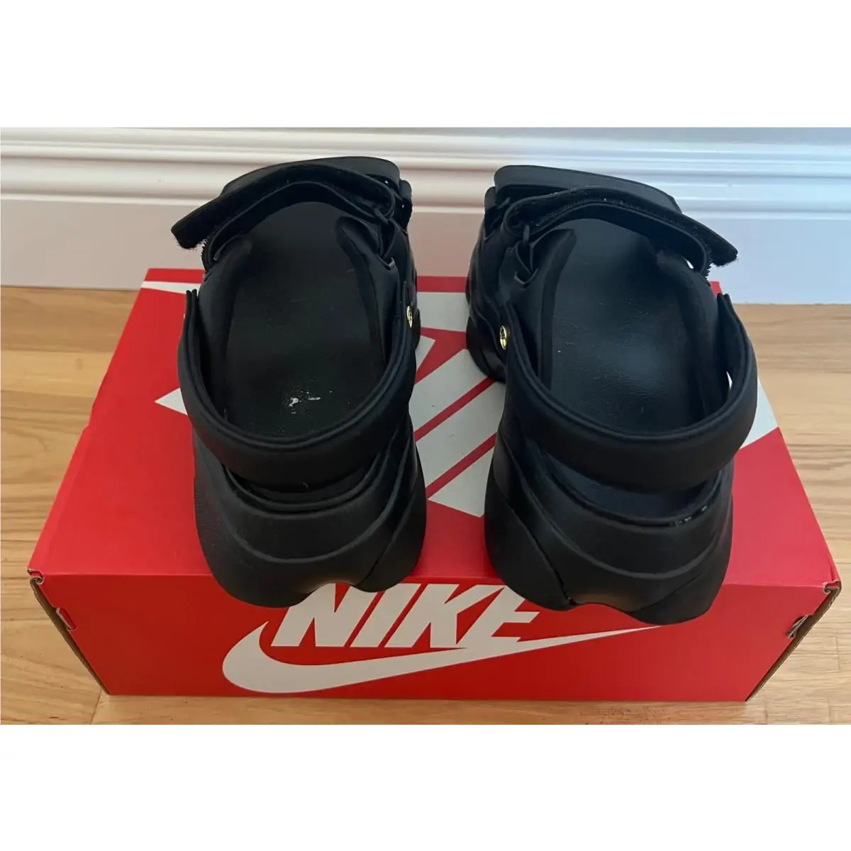 Nike shoes - Black 2