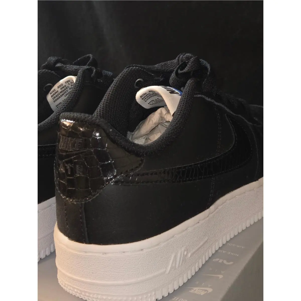 Nike shoes - Nike Air Force 1 LV8 - Black 4