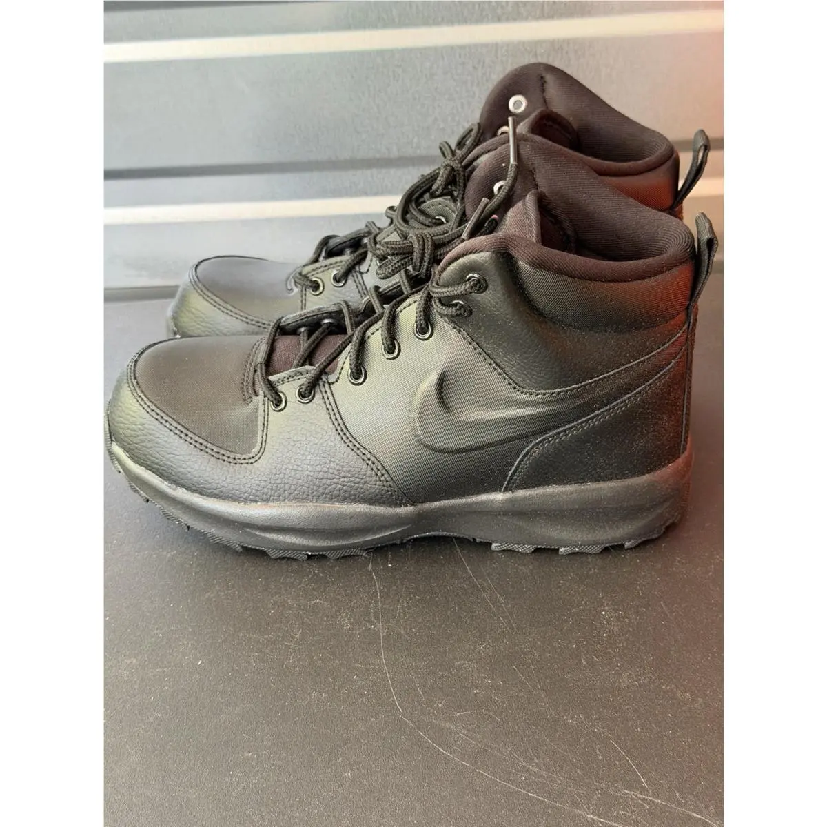 Nike shoes - Manoa - Manoa - Black 1