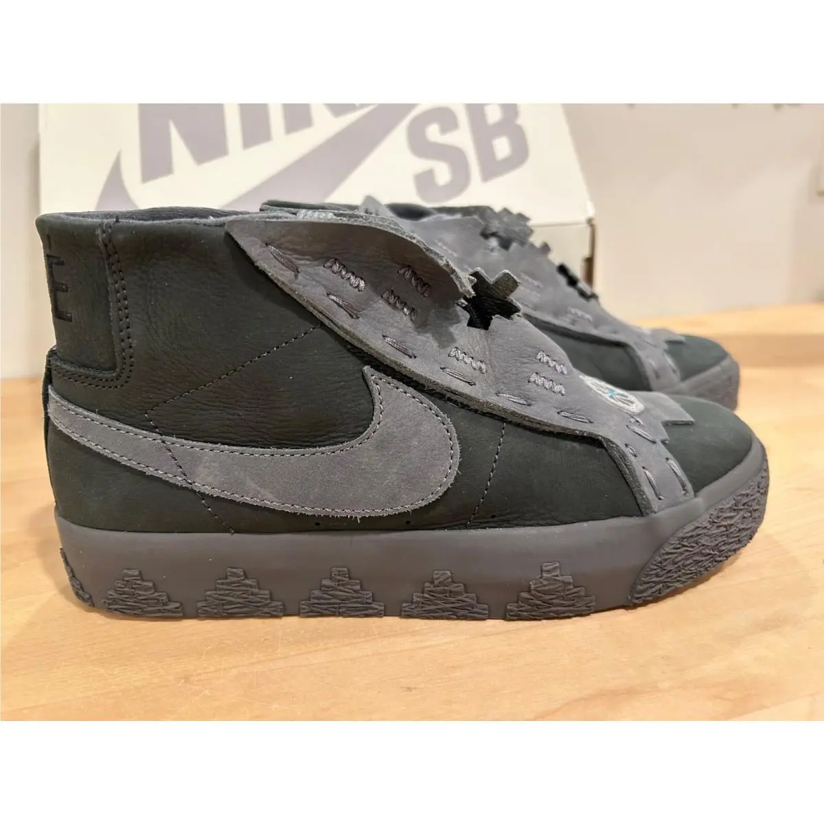 Nike shoes - Nike Blazer SB - Blazer - FQ0792-001 - Gray, Manufacturer: Anthracite/Dark Smoke Grey 8