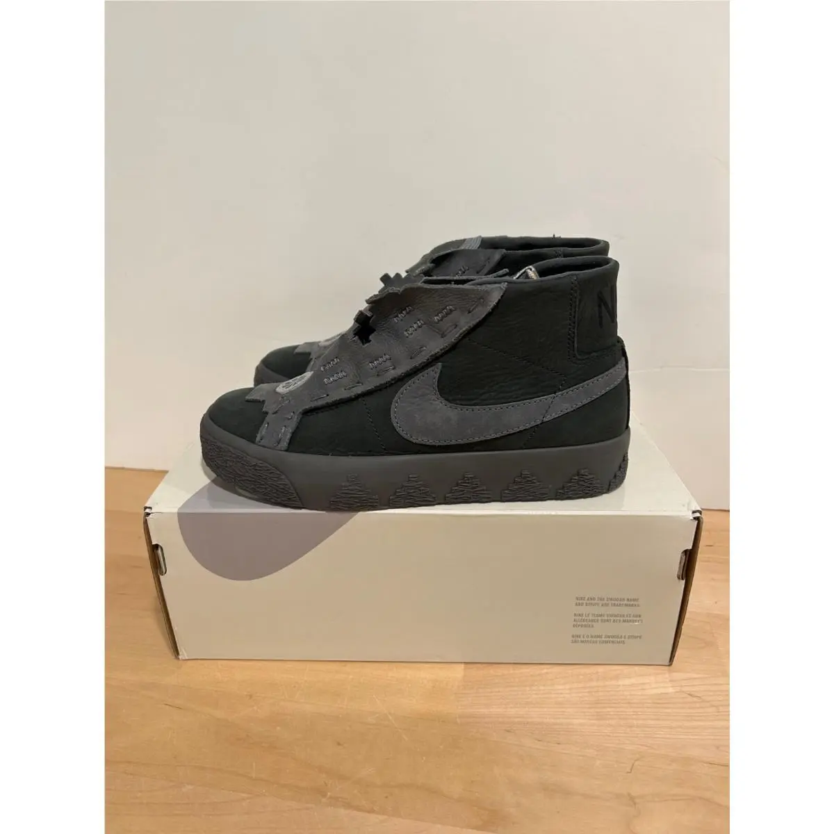 Nike shoes - Nike Blazer SB - Blazer - FQ0792-001 - Gray, Manufacturer: Anthracite/Dark Smoke Grey 3