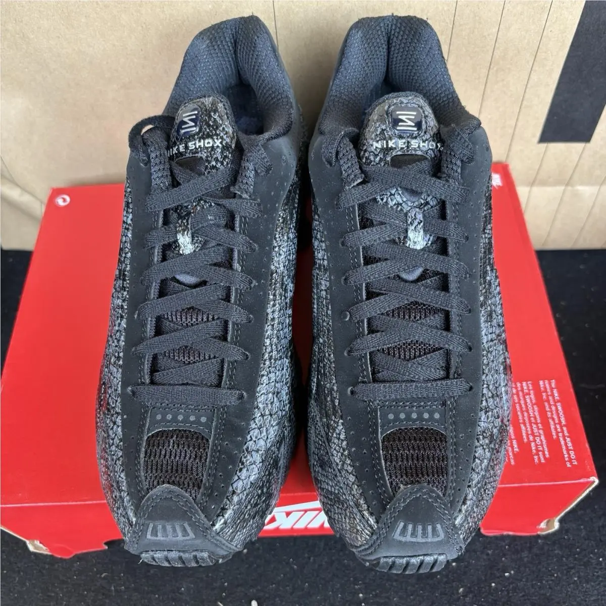 Nike shoes - Nike Shox - Shox - IM6050-001 - Black 2