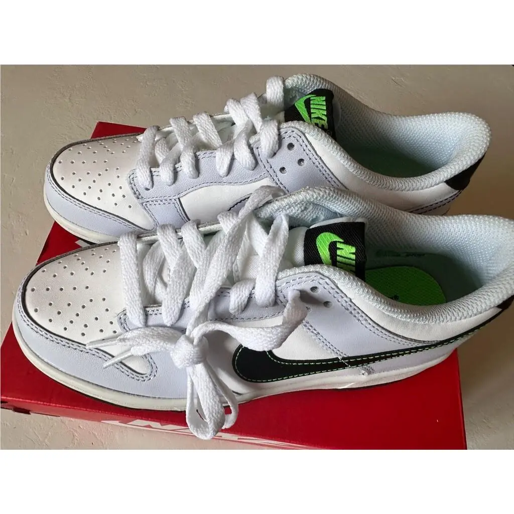 Nike shoes - Nike Dunk Low GS - Dunk Low - White 0