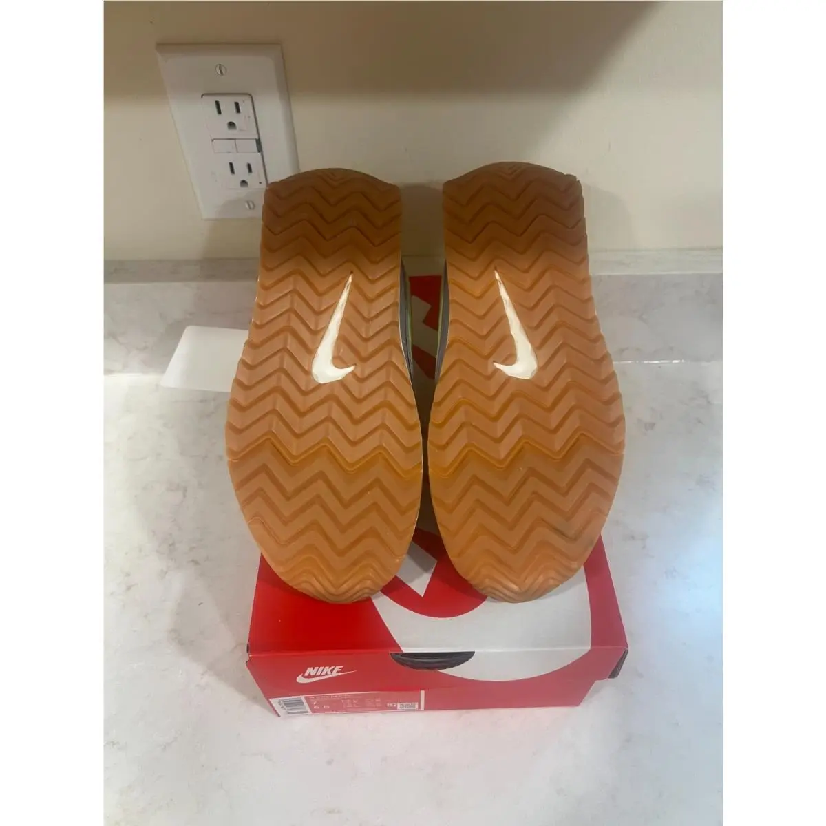 Nike shoes - Pacific - Pacific - Moon Particle/Sail/Burgundy Ash/Light Lemon Twist (UPC: 198487907490) 5