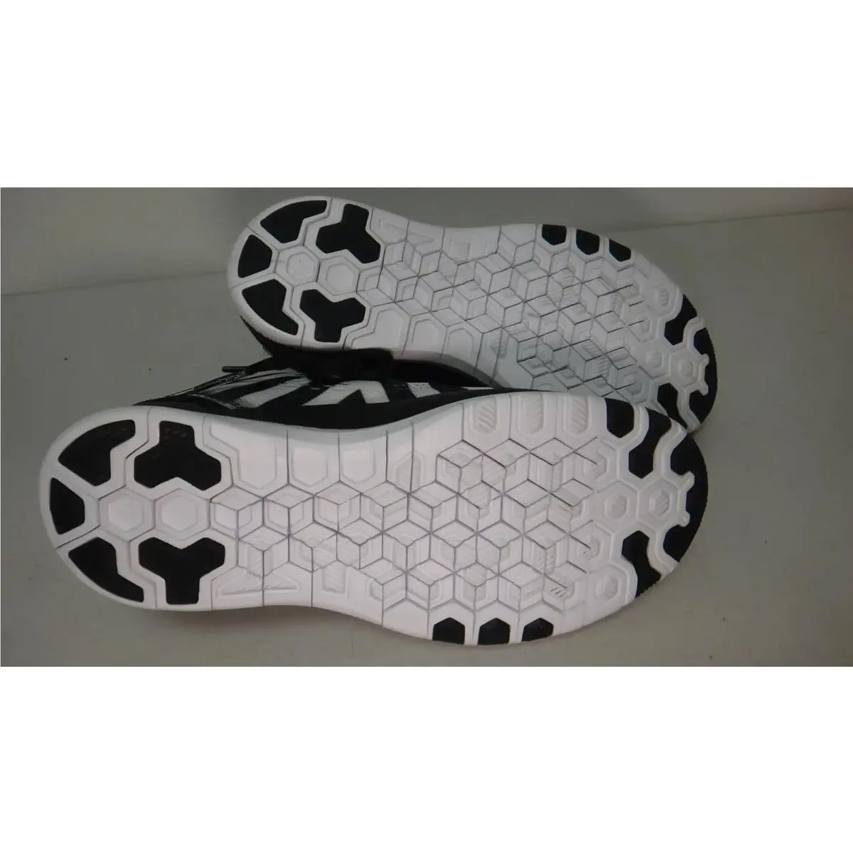 Nike shoes - Free 5.0 TR Fit 5 - 704695-008 - Black 7