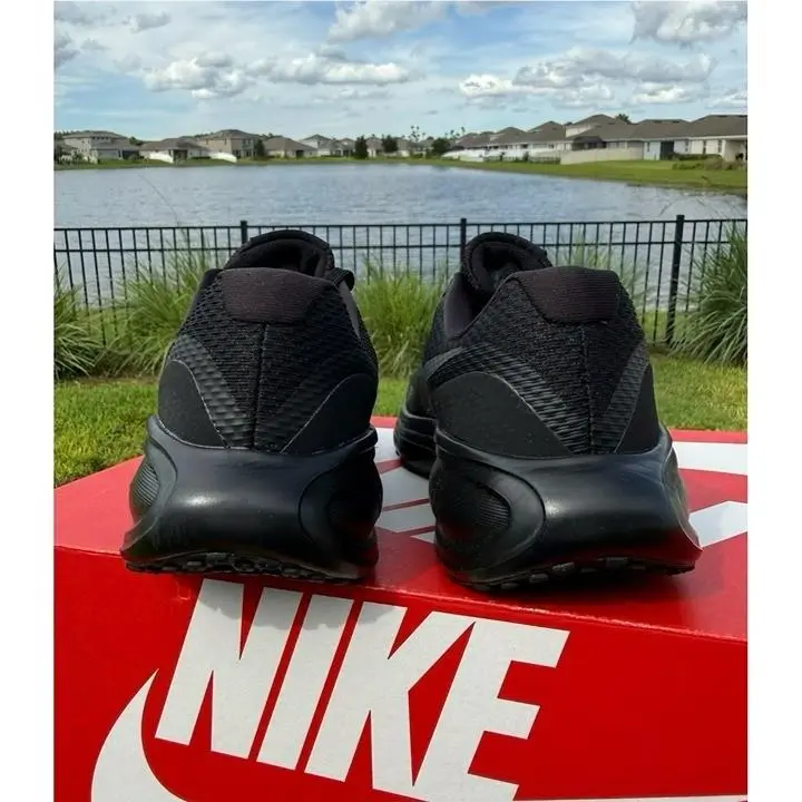Nike shoes - Nike Revolution - Revolution - Black 3