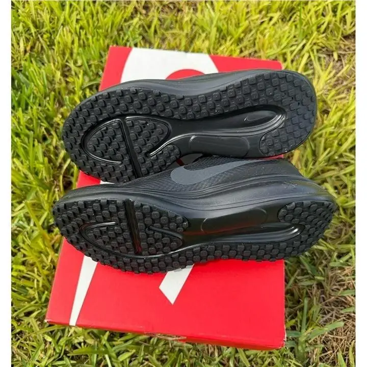 Nike shoes - Nike Revolution - Revolution - Black 4