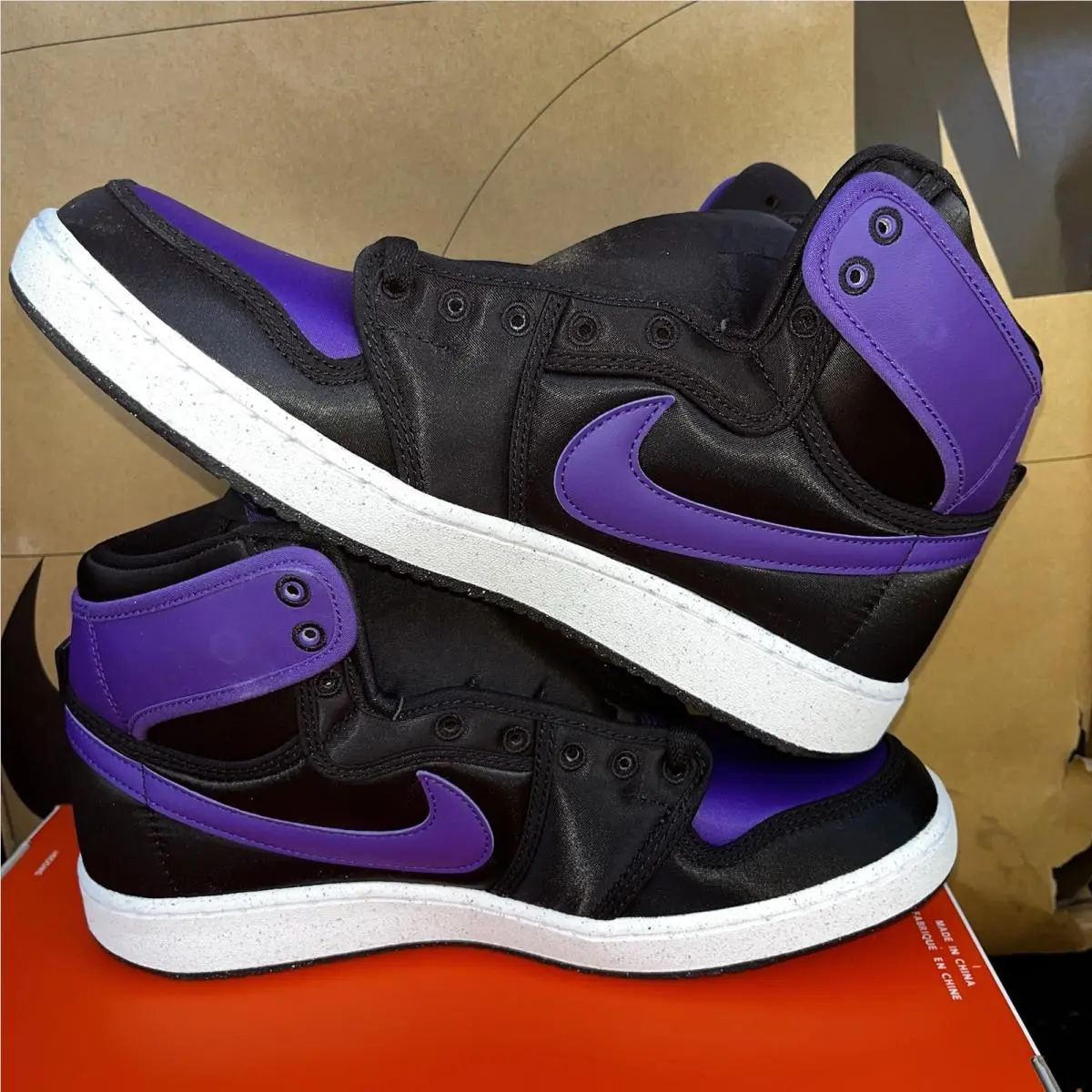 Nike shoes - Air Jordan 1 - Air - DO5047-005 - Purple 1