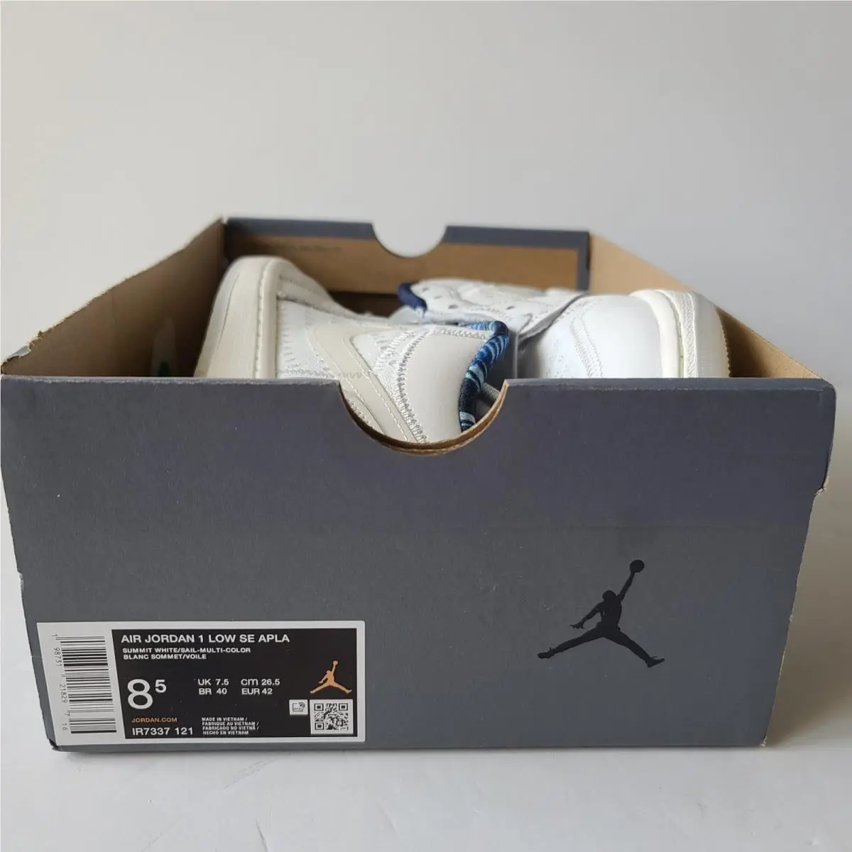 Nike shoes - Air Jordan 1 Low SE - IR7337-121 - White 0