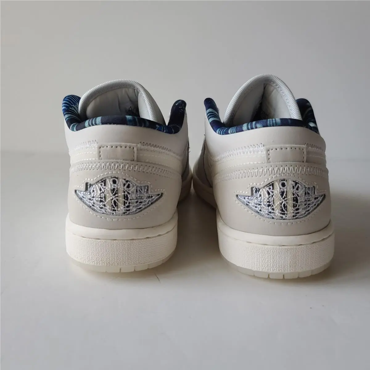 Nike shoes - Air Jordan 1 Low SE - IR7337-121 - White 2