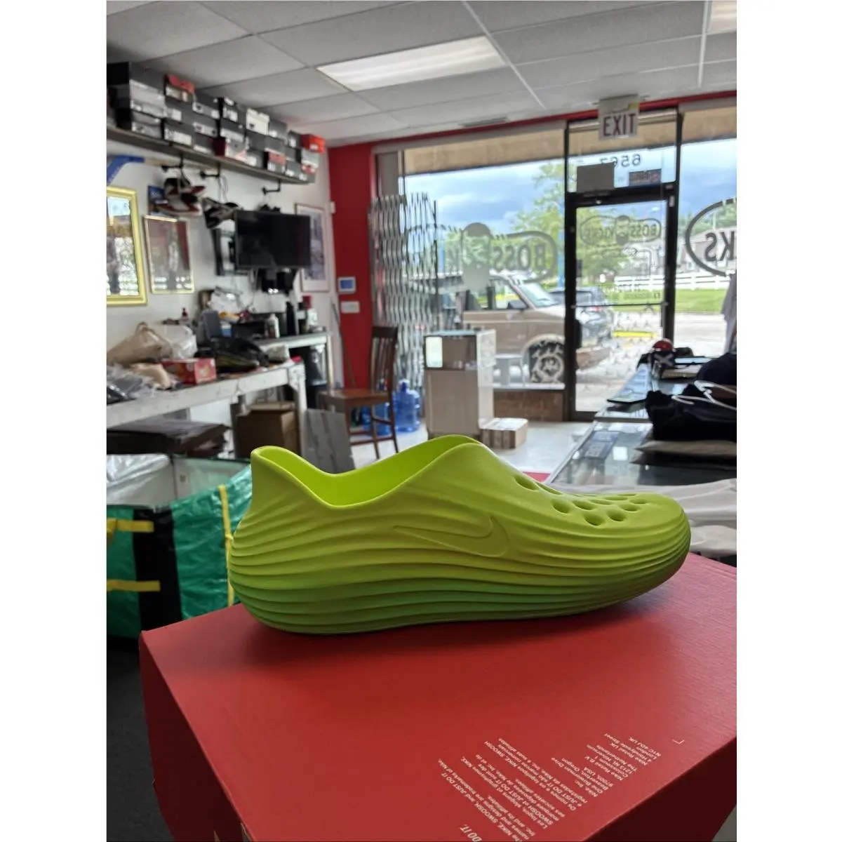 Nike shoes - HV5060 300 - Green Strike/Volt/Black 4