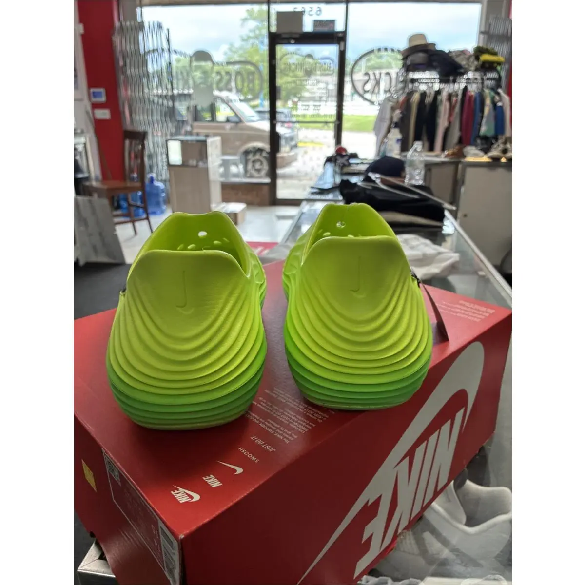 Nike shoes - HV5060 300 - Green Strike/Volt/Black 7