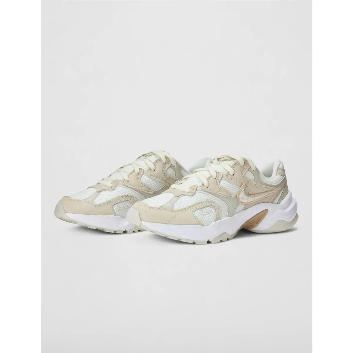 Nike shoes - Ivory (UPC: 197593651457) 4