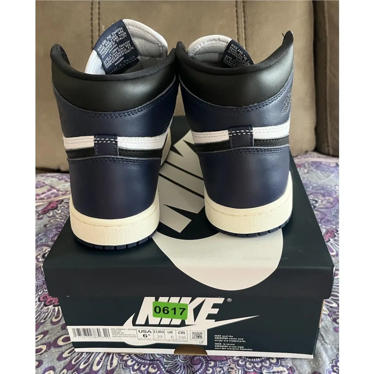 Nike shoes - Air Jordan 1 - Air - Blue 2