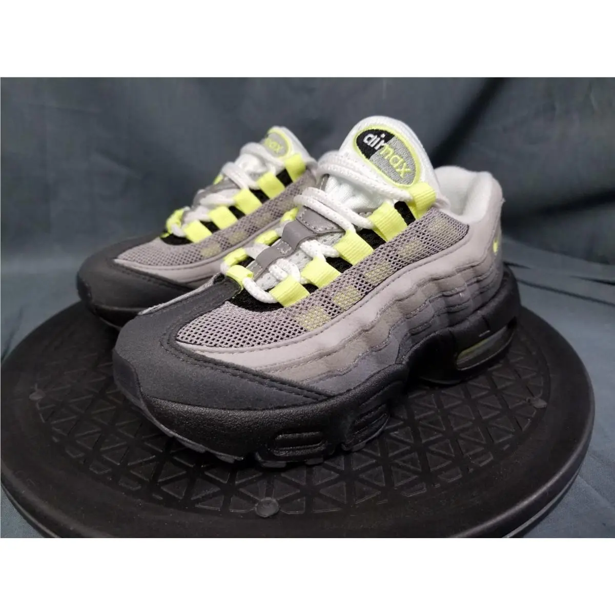 Nike shoes - Nike Air Max 95 - Air Max - 905461 050 - Black/Neon Yellow/Cool Grey (UPC: 198727573737) 2