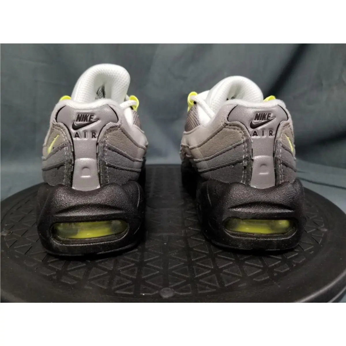 Nike shoes - Nike Air Max 95 - Air Max - 905461 050 - Black/Neon Yellow/Cool Grey (UPC: 198727573737) 5