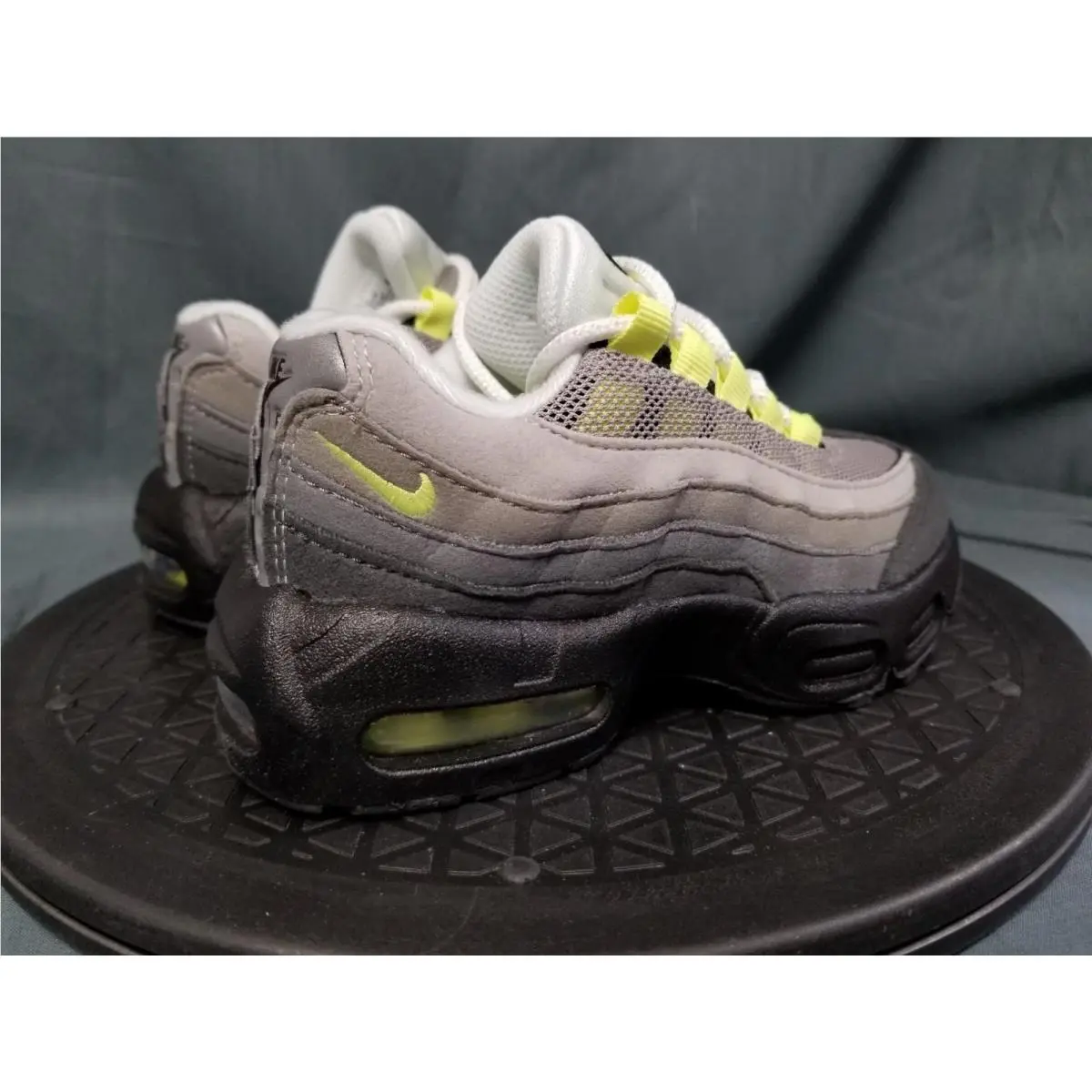 Nike shoes - Nike Air Max 95 - Air Max - 905461 050 - Black/Neon Yellow/Cool Grey (UPC: 198727573737) 6