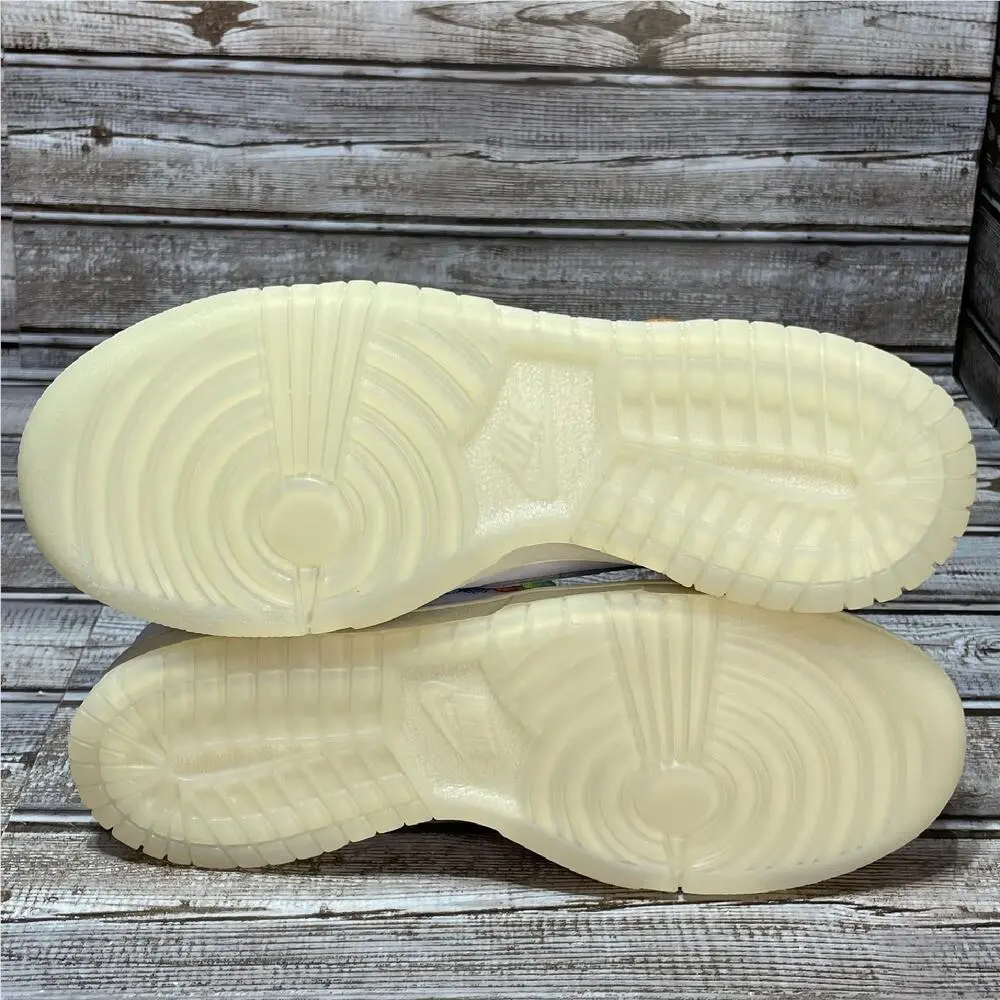 Nike shoes - White 2
