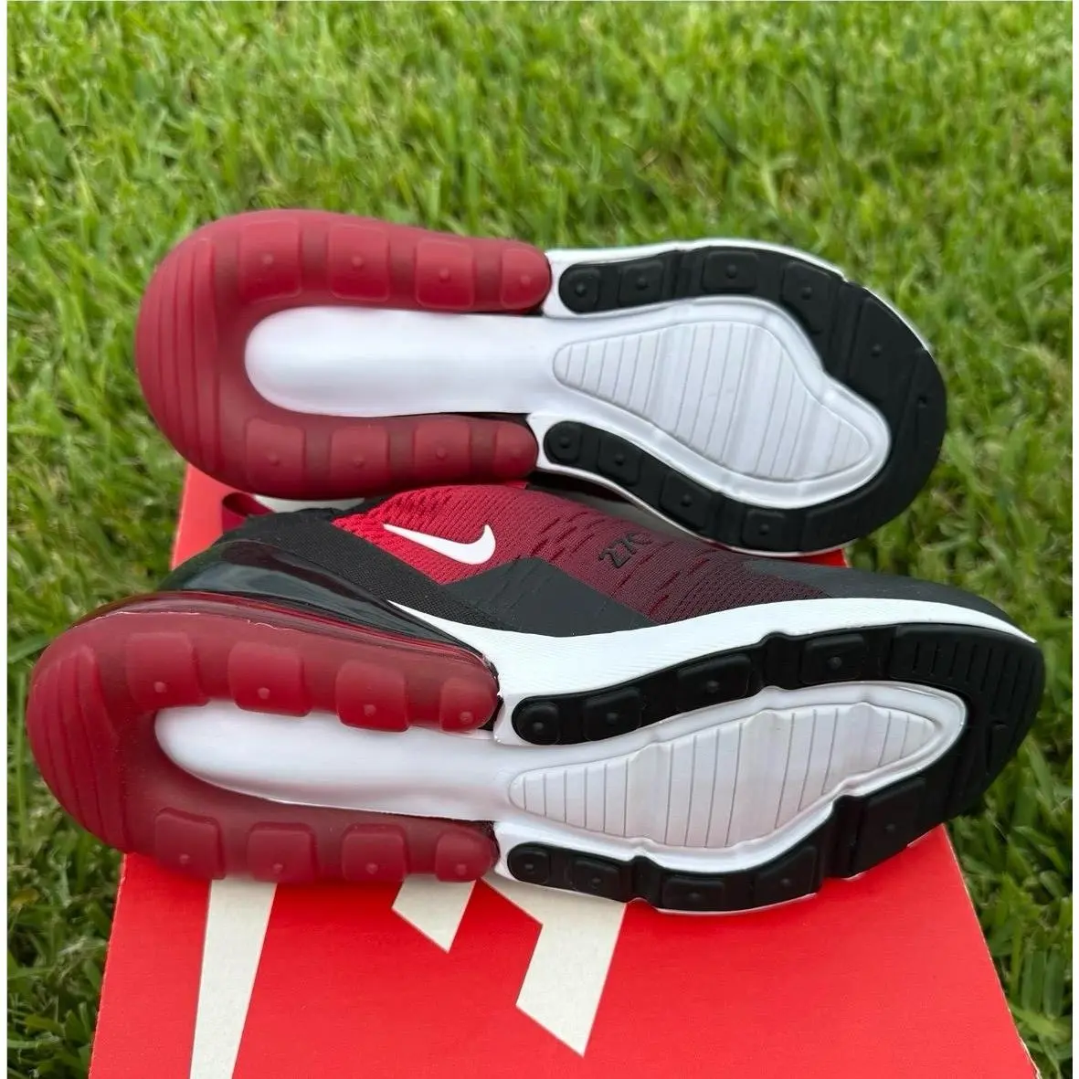 Nike shoes - Nike Air Max 270 - Air Max - red / black 3