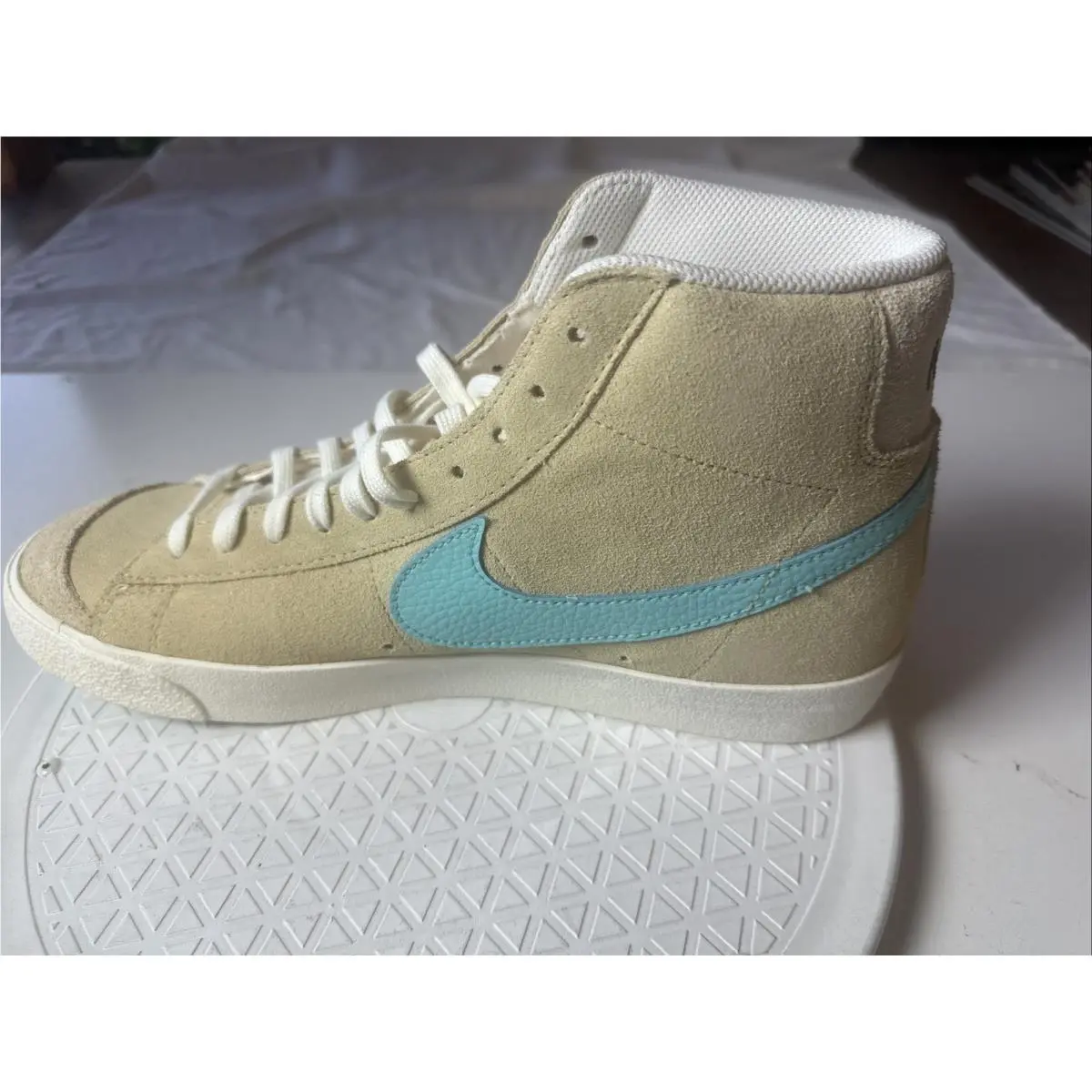 Nike shoes - Gray 4