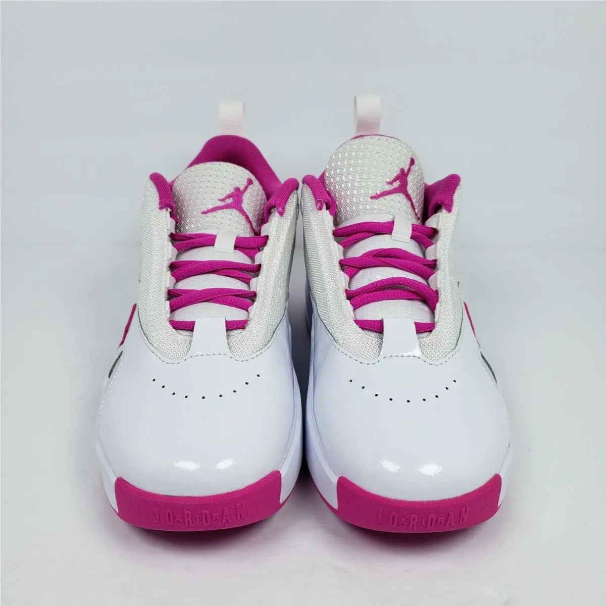 Nike shoes - Jordan Max Aura - Max Aura - White 3