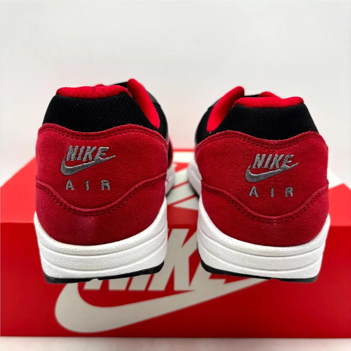 Nike shoes - Nike Air Max 1 GS - 555766-048 - Black Gym Red 2