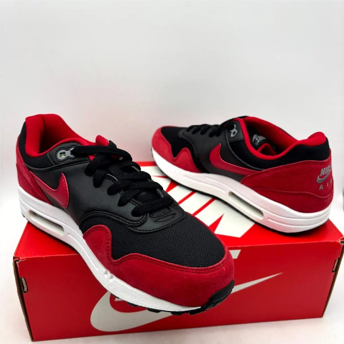 Nike shoes - Nike Air Max 1 GS - 555766-048 - Black Gym Red 5