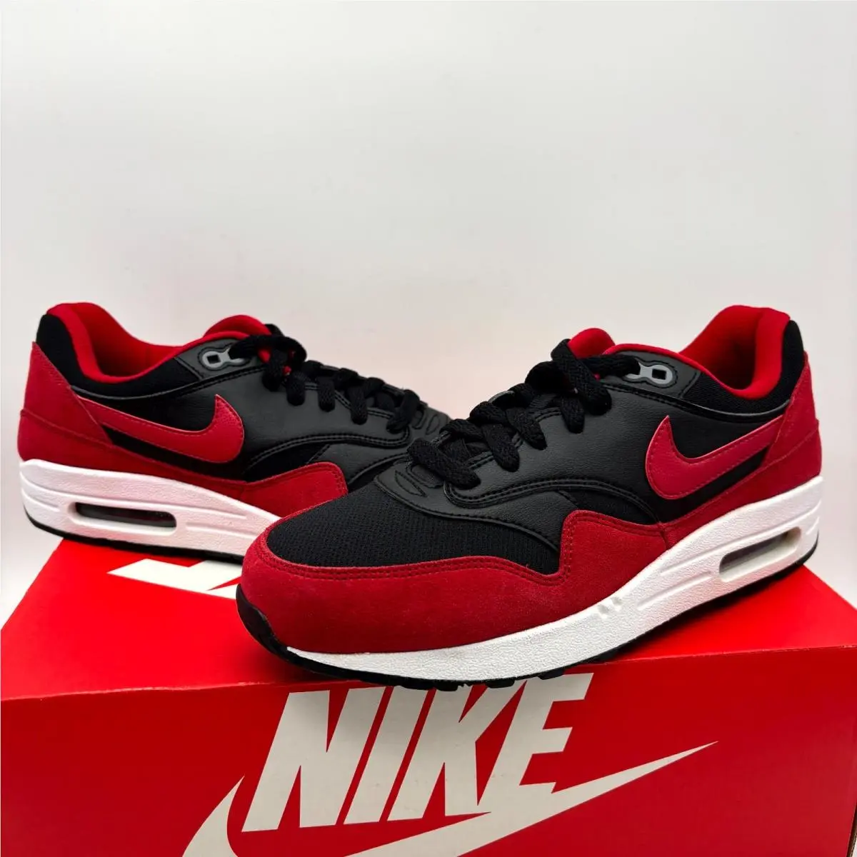 Nike shoes - Nike Air Max 1 GS - 555766-048 - Black Gym Red 4