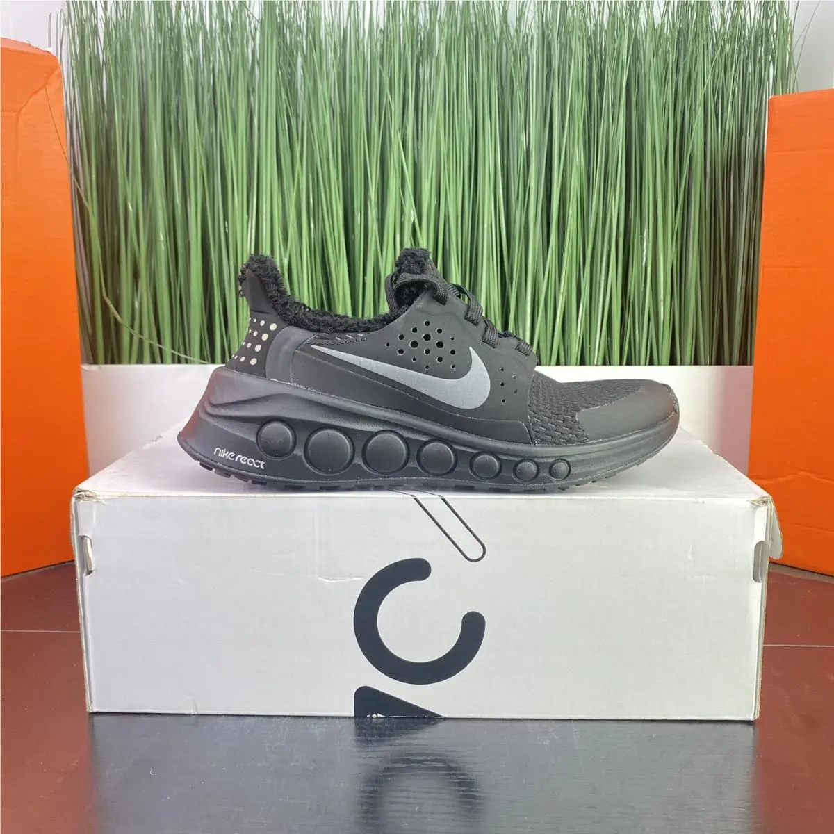 Nike shoes - Nike React - React - Black 1