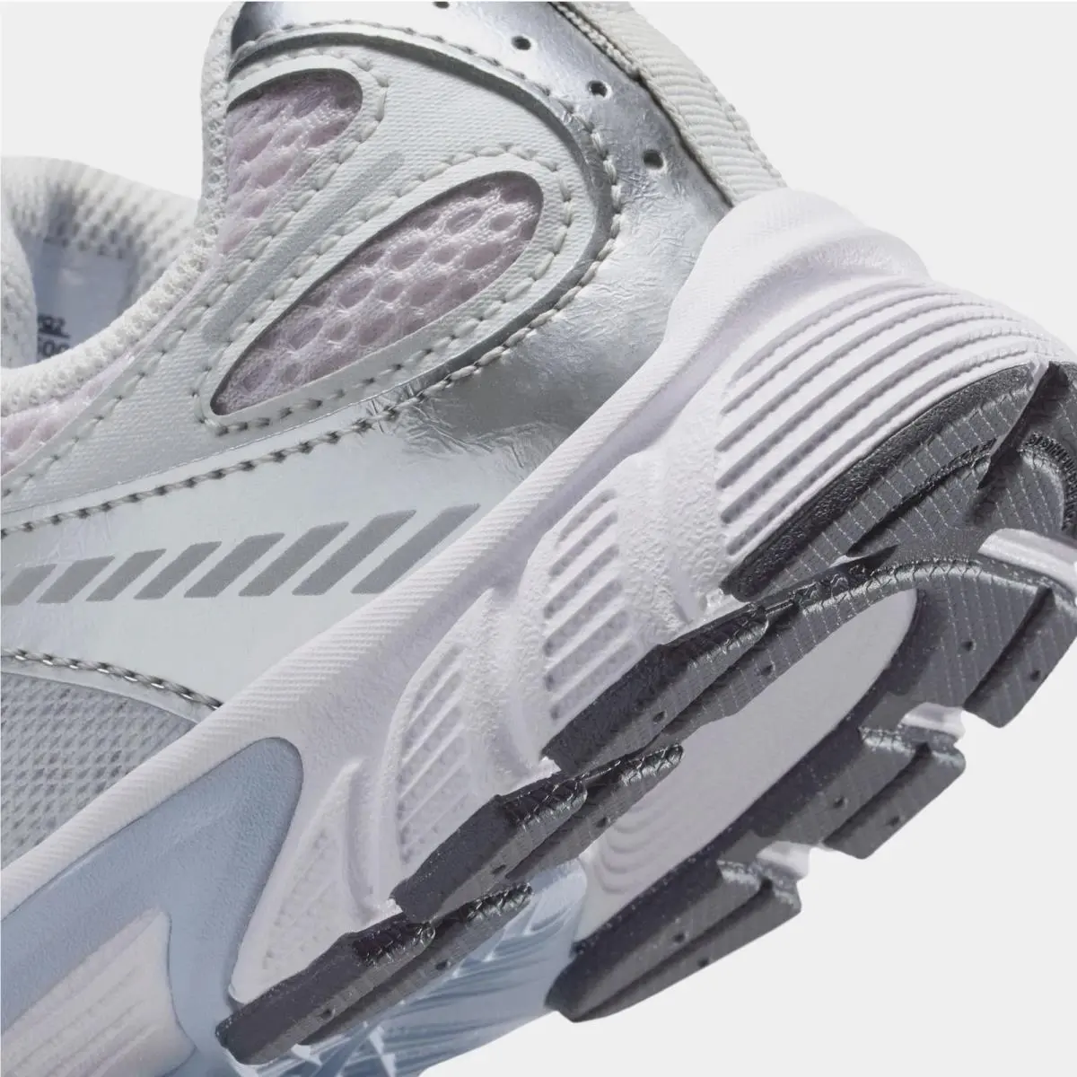 Nike shoes - Purple (UPC: 198483552250) 0
