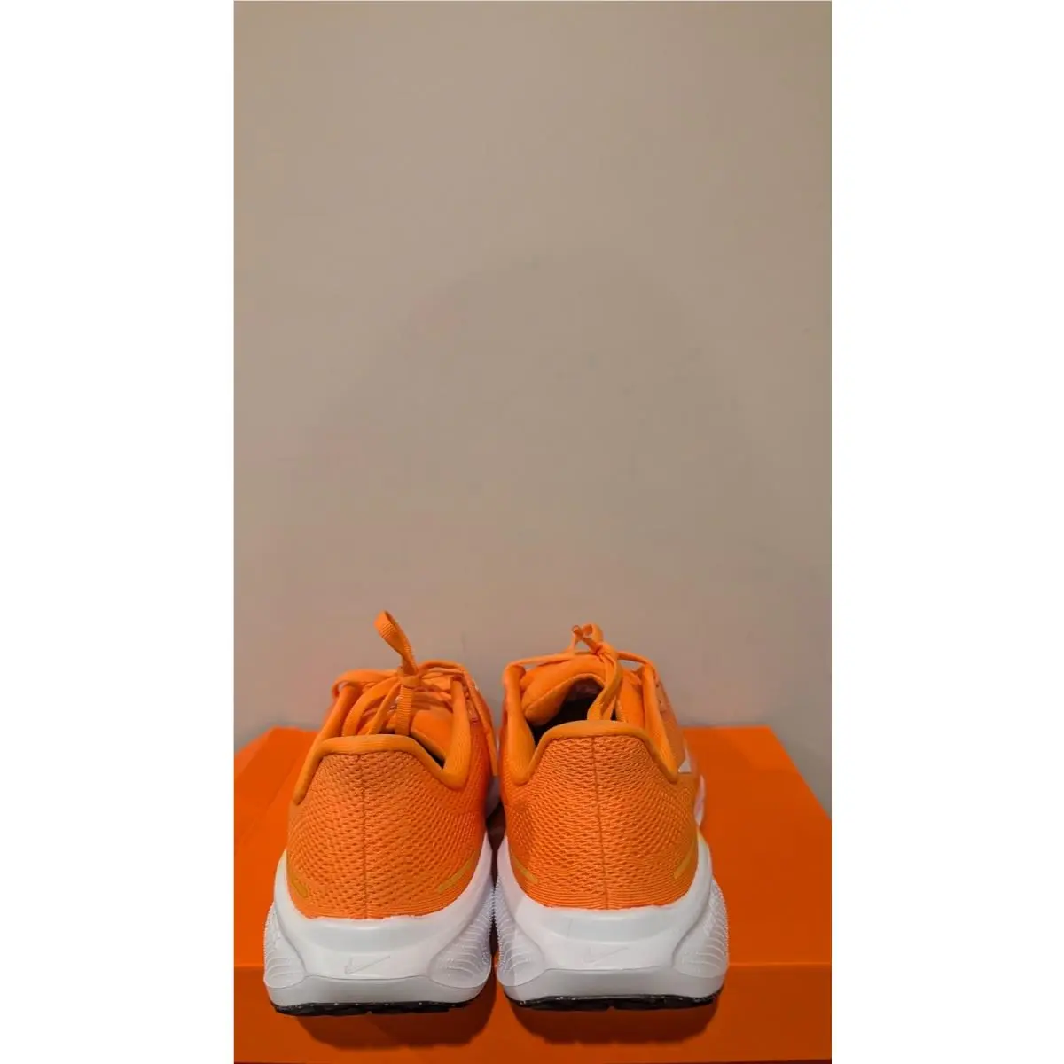 Nike shoes - Bright Ceramic/White/Black 2