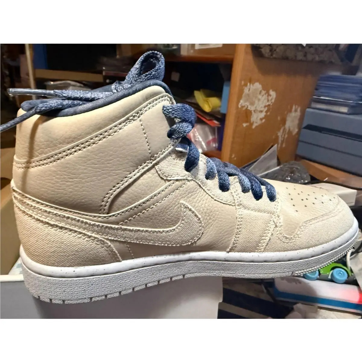 Nike shoes - SANDRIFT & MIDNIGHT NAVY 0