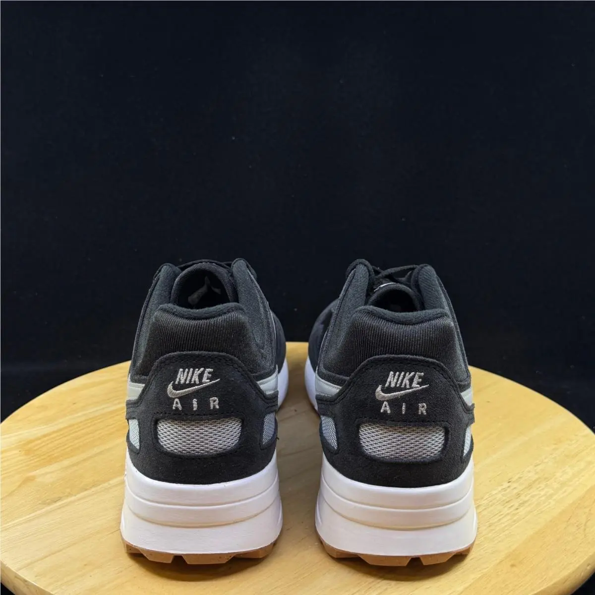 Nike shoes - Black 4