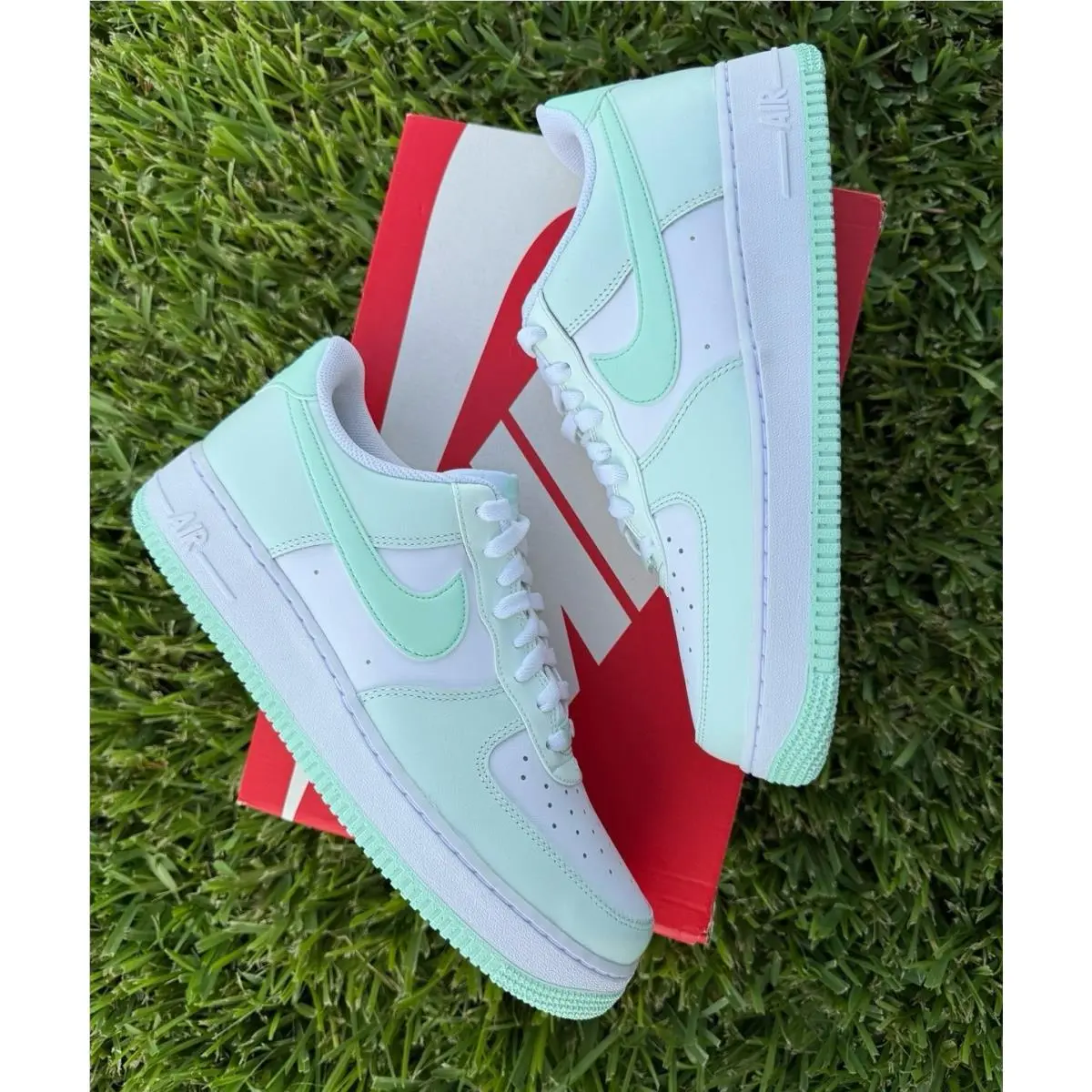 Nike shoes - Nike Essentialist - Essentialist - white / green 1