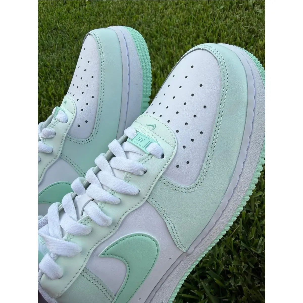 Nike shoes - Nike Essentialist - Essentialist - white / green 3