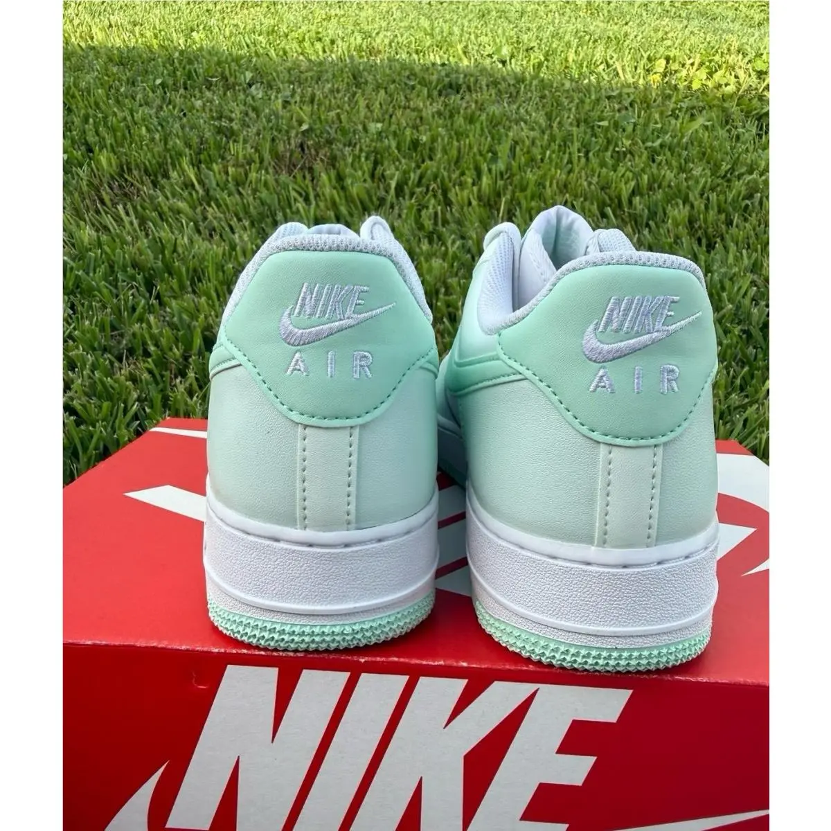 Nike shoes - Nike Essentialist - Essentialist - white / green 4