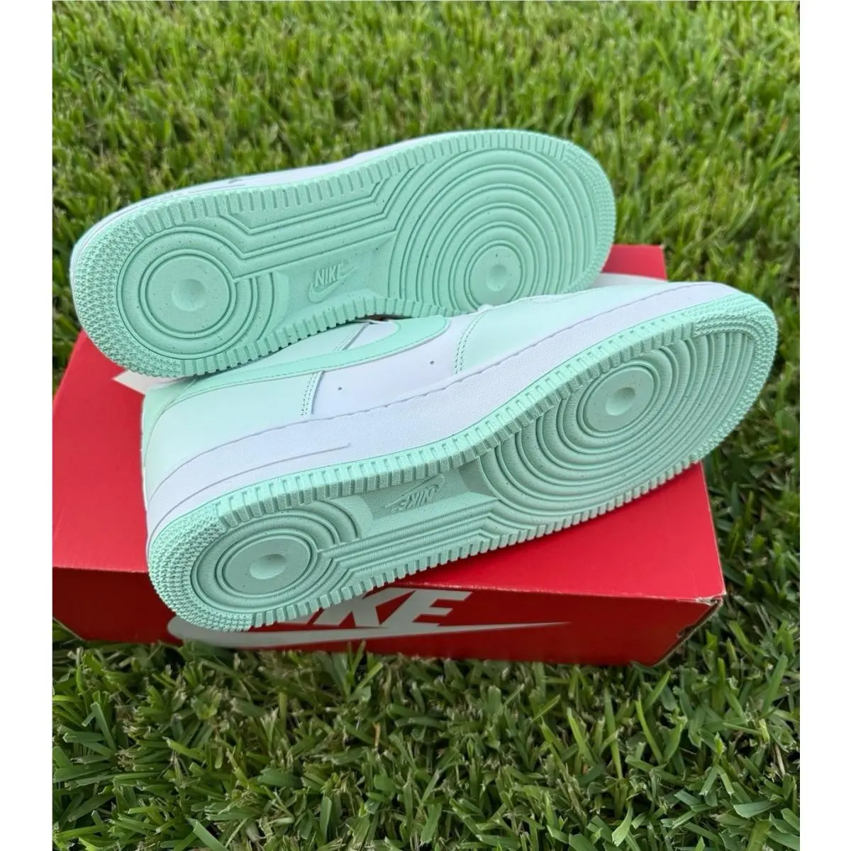 Nike shoes - Nike Essentialist - Essentialist - white / green 5