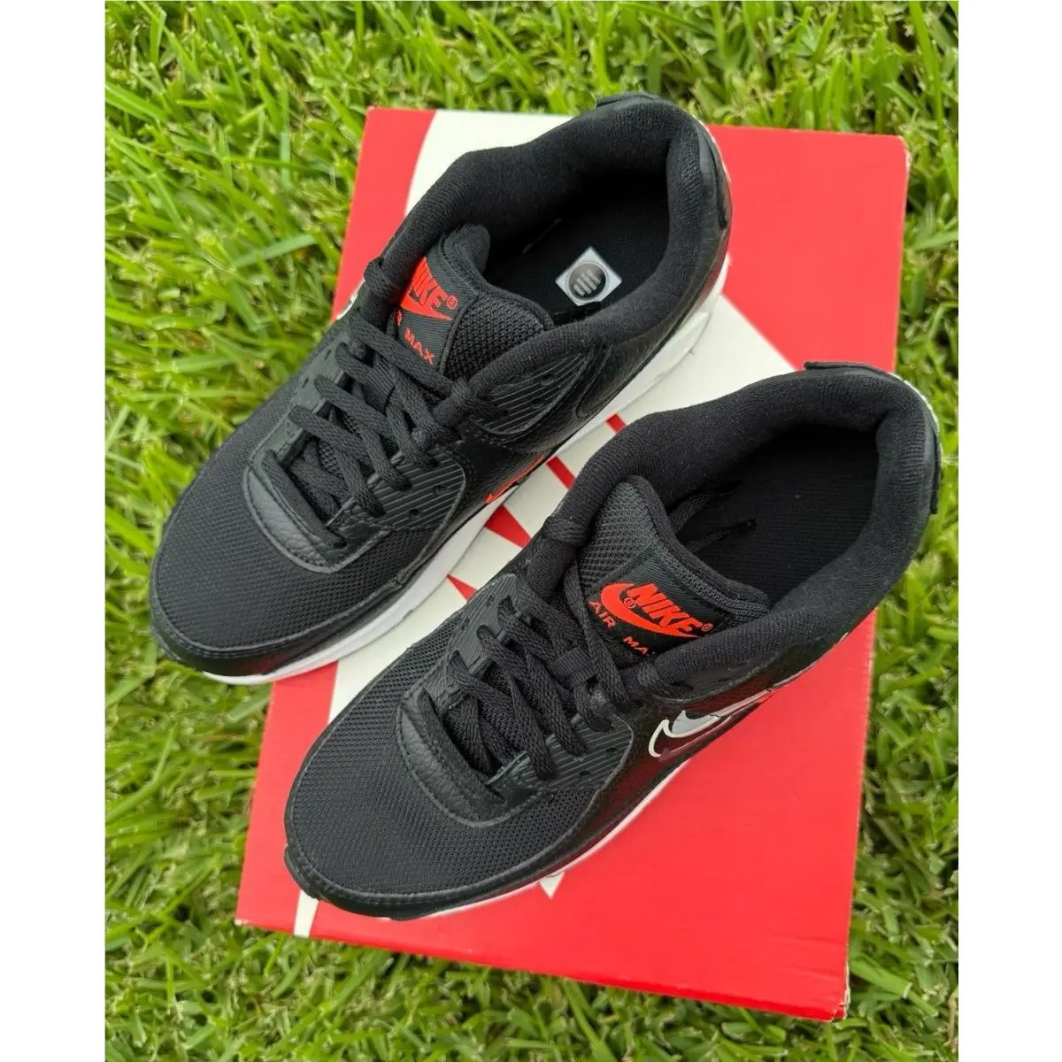 Nike shoes - Nike Essentialist - Essentialist - BLACK / WHITE 0