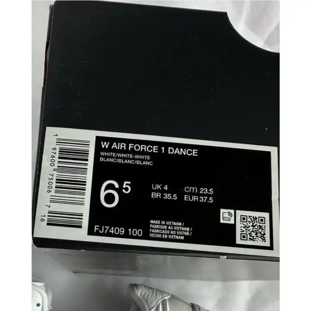 Nike shoes - Nike Essentialist - Essentialist - WHITE / GREEN 6