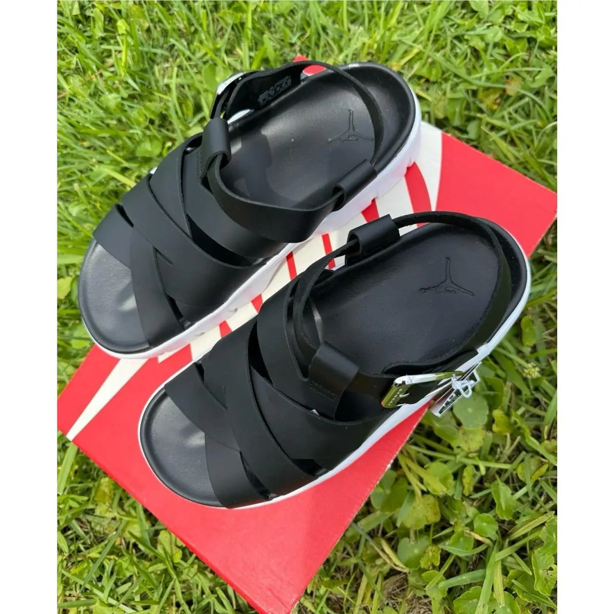 Nike shoes - Nike Essentialist - Essentialist - BLACK / WHITE 0