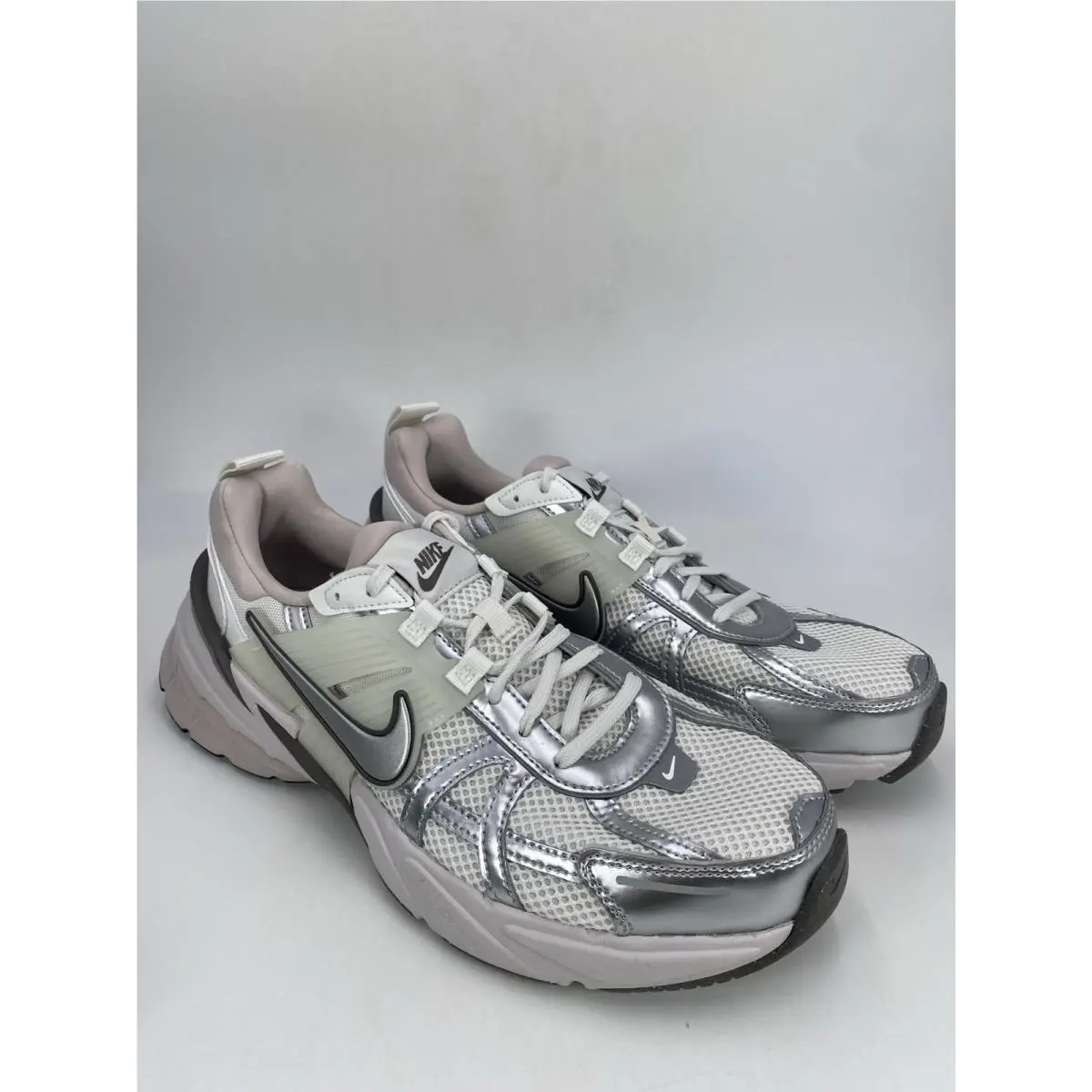 Nike shoes - Nike V2K Run - Run - FD0736 010 - Platinum Tint/Metallic Silver (UPC: 198480927228) 4