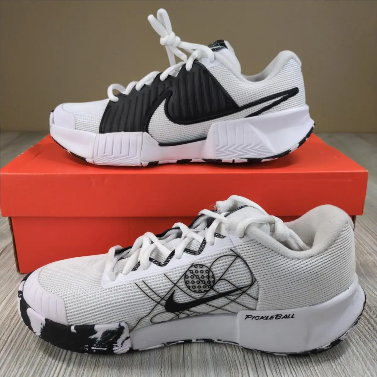 Nike shoes - White 0