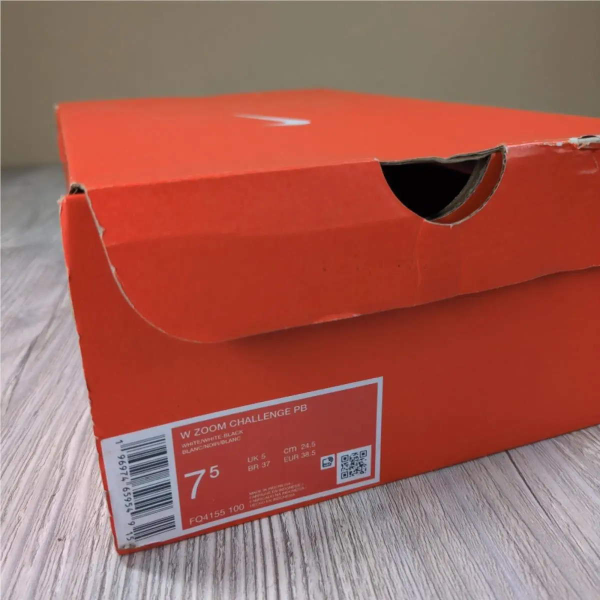 Nike shoes - White 5